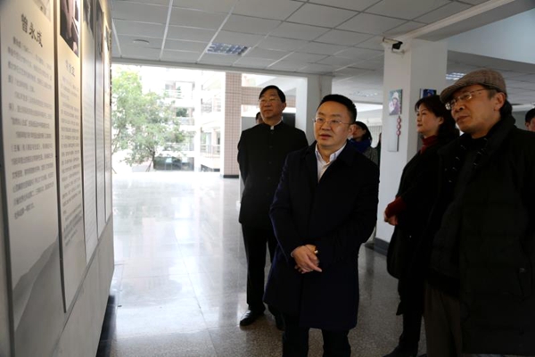 毛洪涛书记调研1.jpg 毛洪涛书记调研1.jpg