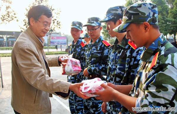 2012-9-19-junxunweiwen-5.jpg